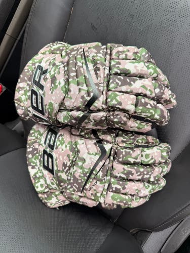 Bauer Vapor X Gloves 14" (Used)