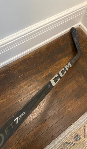 Intermediate CCM JetSpeed FT7 Pro Left Hand Hockey Stick P28 65 Flex (Used)