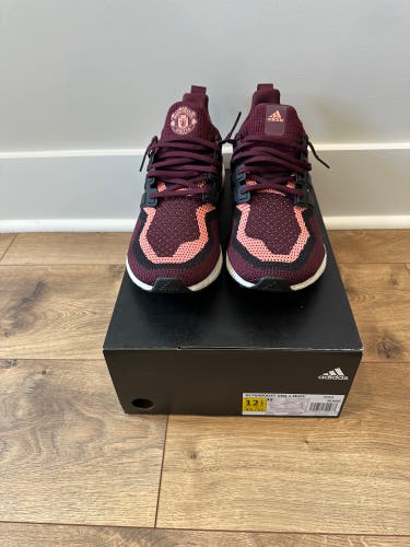 Mens Adidas DNA Ultraboost Manchester United Size 12.5