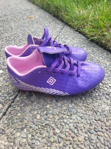 Purple Kids 1Y (Big Kids / Youth) Cleats (Used)
