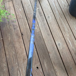 Senior CCM Ribcor Trigger 10 Pro Right Handed Hockey Stick P28 80 Flex (New)