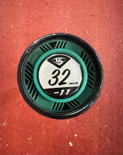 2025 Louisville Slugger Kryo 32"/21 oz (-11) Fastpitch Softball Bat - Fresh Grip Wrap, No Cracks