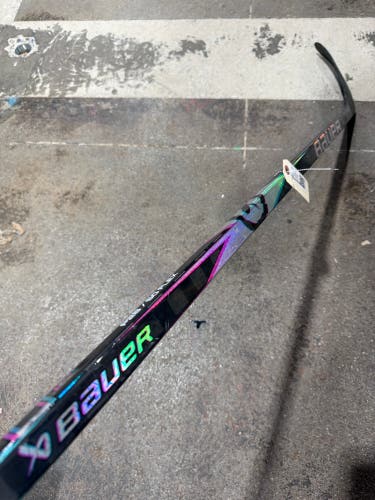 Junior Bauer Proto2 Hockey Stick Right Handed P28 50 Flex (Used)