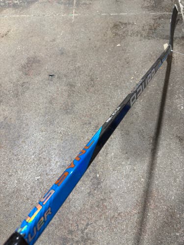 Junior Bauer Nexus Sync Hockey Stick Left Hand P88 40 Flex (Used)
