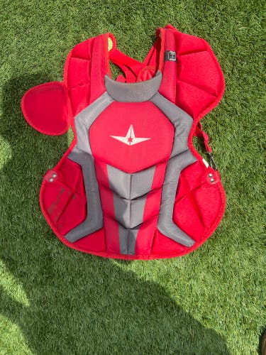 Red All Star Future Star Catcher's Set (Used)