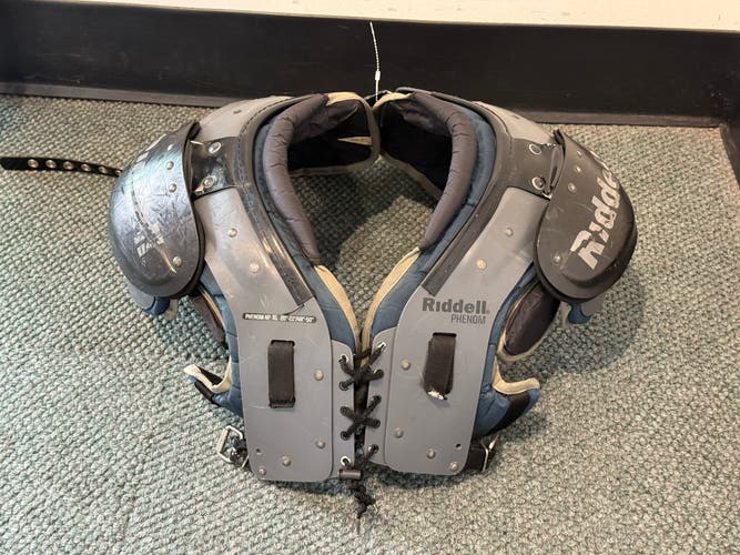Extra Large Adult Riddell Phenom AP XL Shoulder Pads (Used)