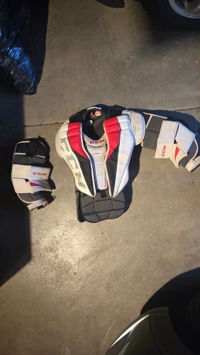 CCM EFlex 5.9 Goalie Chest Protector (Used)