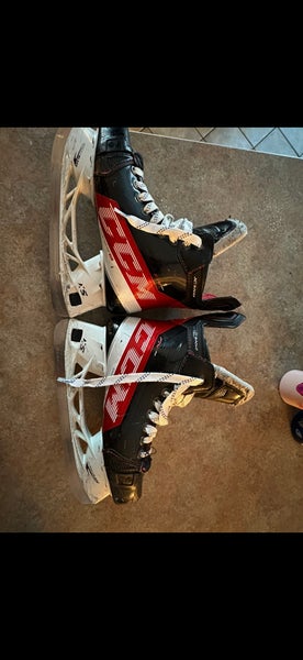 2021 CCM JetSpeed FT4 Pro Hockey Skates Regular Width Size 4.5 (Used)