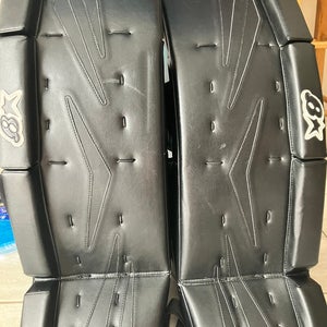 29" Brian's Netzero Goalie Leg Pads (Used)