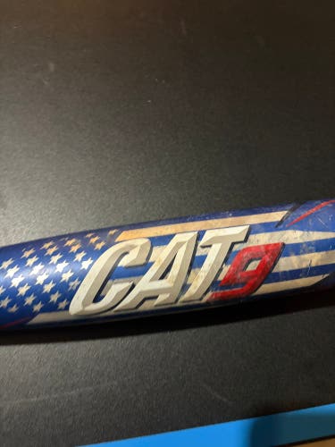 Marucci USSSA Certified Bat (-8) 23 oz 31" (Used)