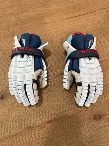 Showtime 2024 Maverik Shift gloves (Used)