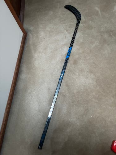 Senior Bauer Nexus 1N Right Handed Hockey Stick P92 87 Flex (Used)