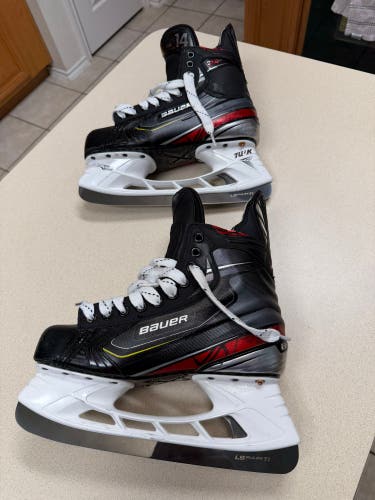 Bauer Vapor Hockey Skates 8.5 New