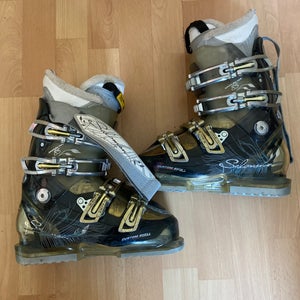 Mondo 23 & 23.5 Women's Salomon Energyzer 85 Ski Boots (Used)