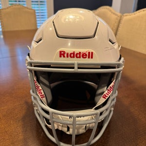 White Youth Large Riddell SpeedFlex Helmet (Used)