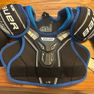 Large Youth Bauer MS-1 Shoulder Pads (Used)