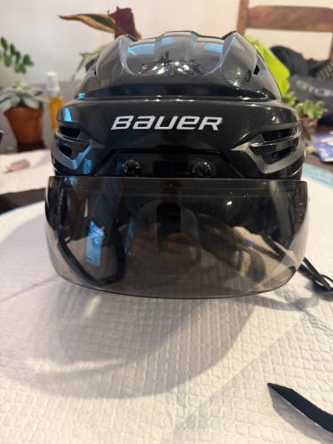 Medium Bauer Re-Akt 55 Helmet (New)