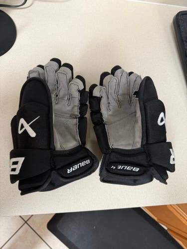 Mav Bourque Bauer Gloves 14" Pro Stock (Used)
