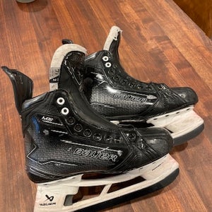 Black 2025 Bauer Supreme M50 Pro Hockey Skates 7.5 (Used)