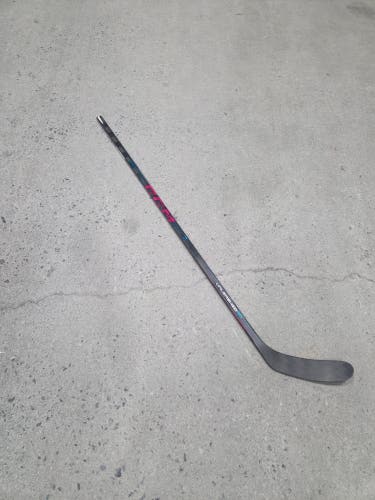 New Junior CCM Ribcor Unleashed Pro Left Handed Hockey Stick P28 50 Flex