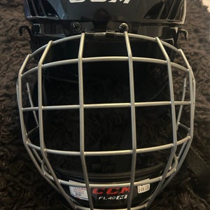 Medium CCM FitLite 40 Helmet (Used)
