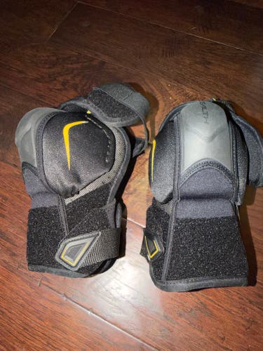 Junior Large Elbow Pads (Used)
