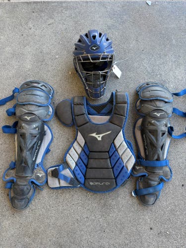 Youth Mizuno Samurai Catcher's Set