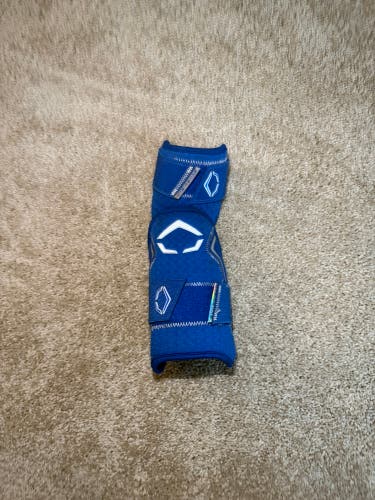 Black Senior EvoShield Elbow Guard Elbow Protection (Used)