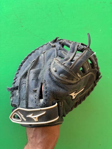 Black Mizuno Prospect Select RH Catcher's Softball Glove 32.5"