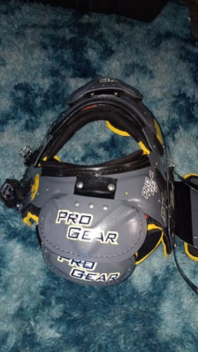 IOWA UNIVERSITY TEAM ISSUED SHOULDER PADS