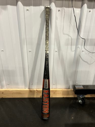 Easton Reflex Alloy Bat (-5) 28 oz 33" (Used)