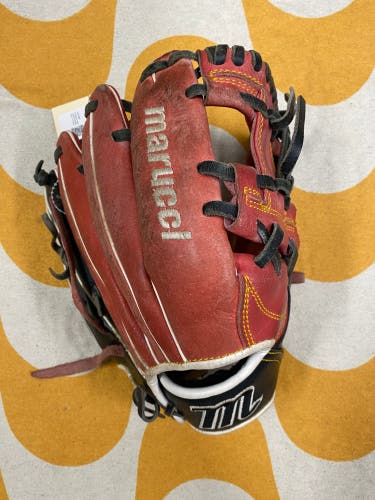 Red Marucci Caddo Series RH Baseball Glove 11.5" (Used)