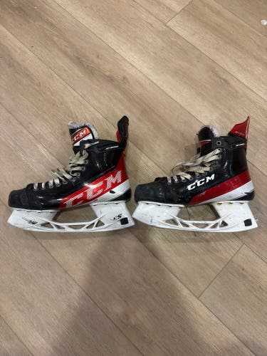 2021 CCM JetSpeed FT4 Pro Hockey Skates 9 (Used)