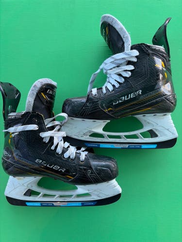Bauer Supreme M5 Pro Senior Hockey Skates Size 7.5
