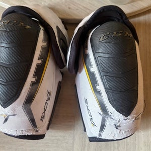 CCM Super Tacks Elbow Pads Pro Stock Senior Medium