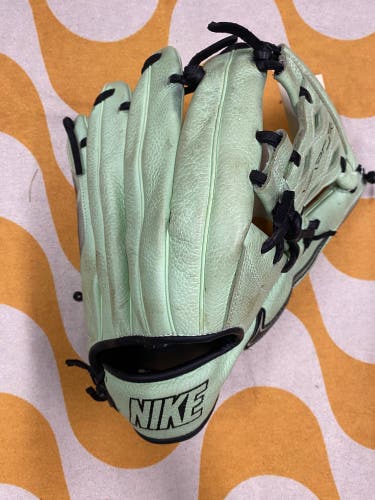 Nike Vapor Elite RH Baseball Glove 11.5" (Used)