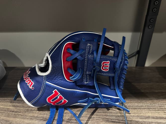 Wilson A1000 RH Baseball Glove 11.5" (Used)