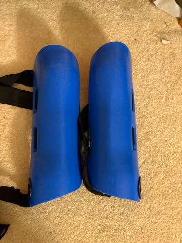 Medium Fuxi Shin Guard (Used)