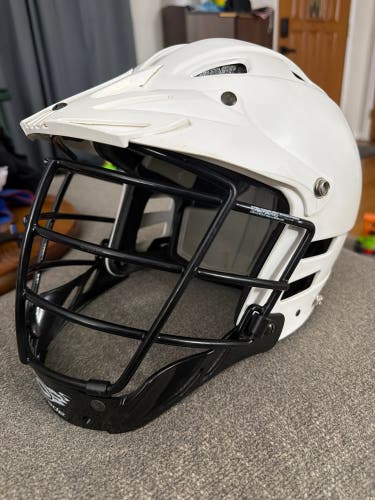 Cascade CLH2 Helmet M/L (Used)