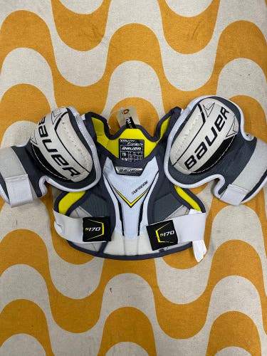 Medium Youth Bauer Supreme S170 Shoulder Pads (New)