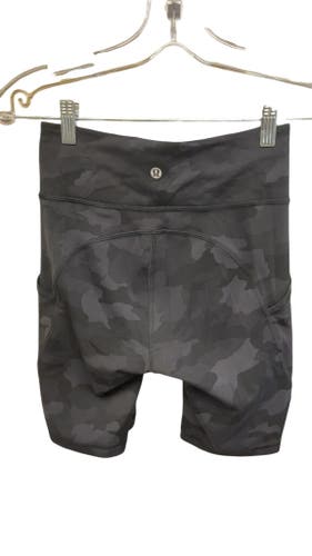 Lululemon Women's Fast and Free High-Rise Shorts - Grey Camo - Size 4