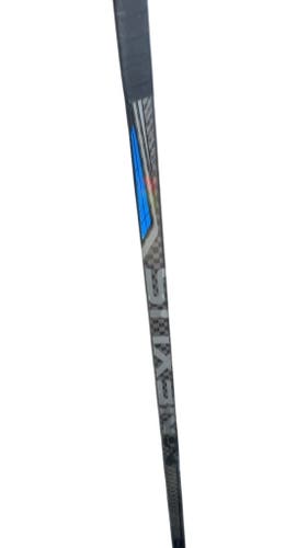 Bauer Nexus 8000 RH Hockey Stick - 77 Flex P92