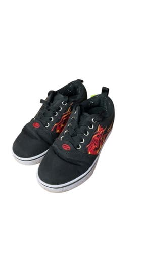 Heelys Size 1 Black/Red Flame Sneakers