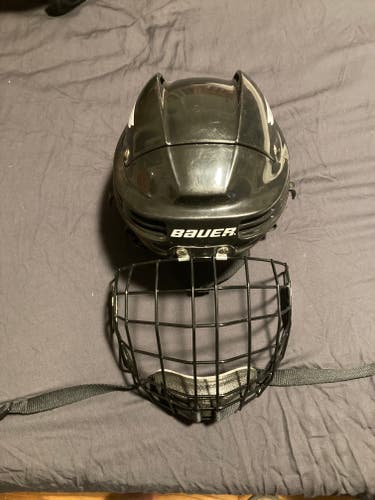 Bauer HH4000 Helmet