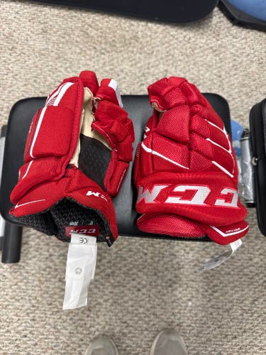 CCM JetSpeed FT390 Gloves 12" (New)
