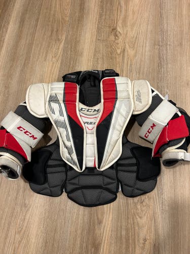 Small / Medium CCM Extreme Flex E5.5 Goalie Chest Protector (Used)