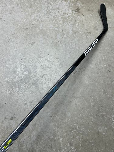 122 Flex P92 Senior Bauer Vapor Hyperlite Left Hand Hockey Stick (New) Pro Stock