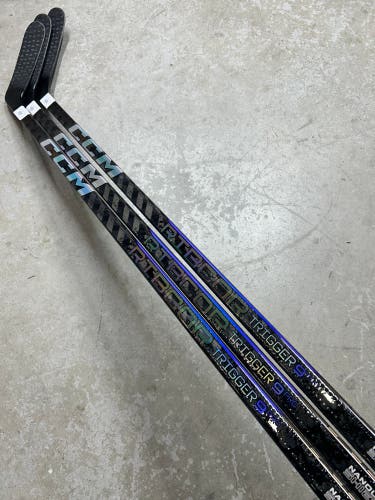3 PACK 95 Flex P28M Senior CCM RibCor Trigger 9 Pro Right Hand Hockey Stick Pro Stock (New)