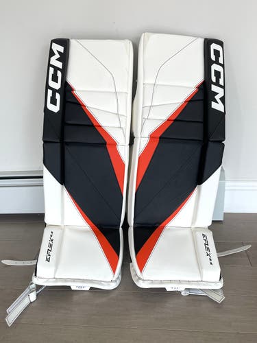 30+1 CCM EFlex 6.5 Goalie Leg Pads (New)