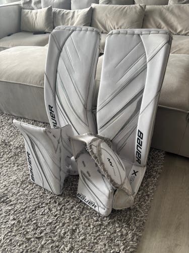30" Bauer Vapor X5 Pro Regular Goalie Full Set (Used)